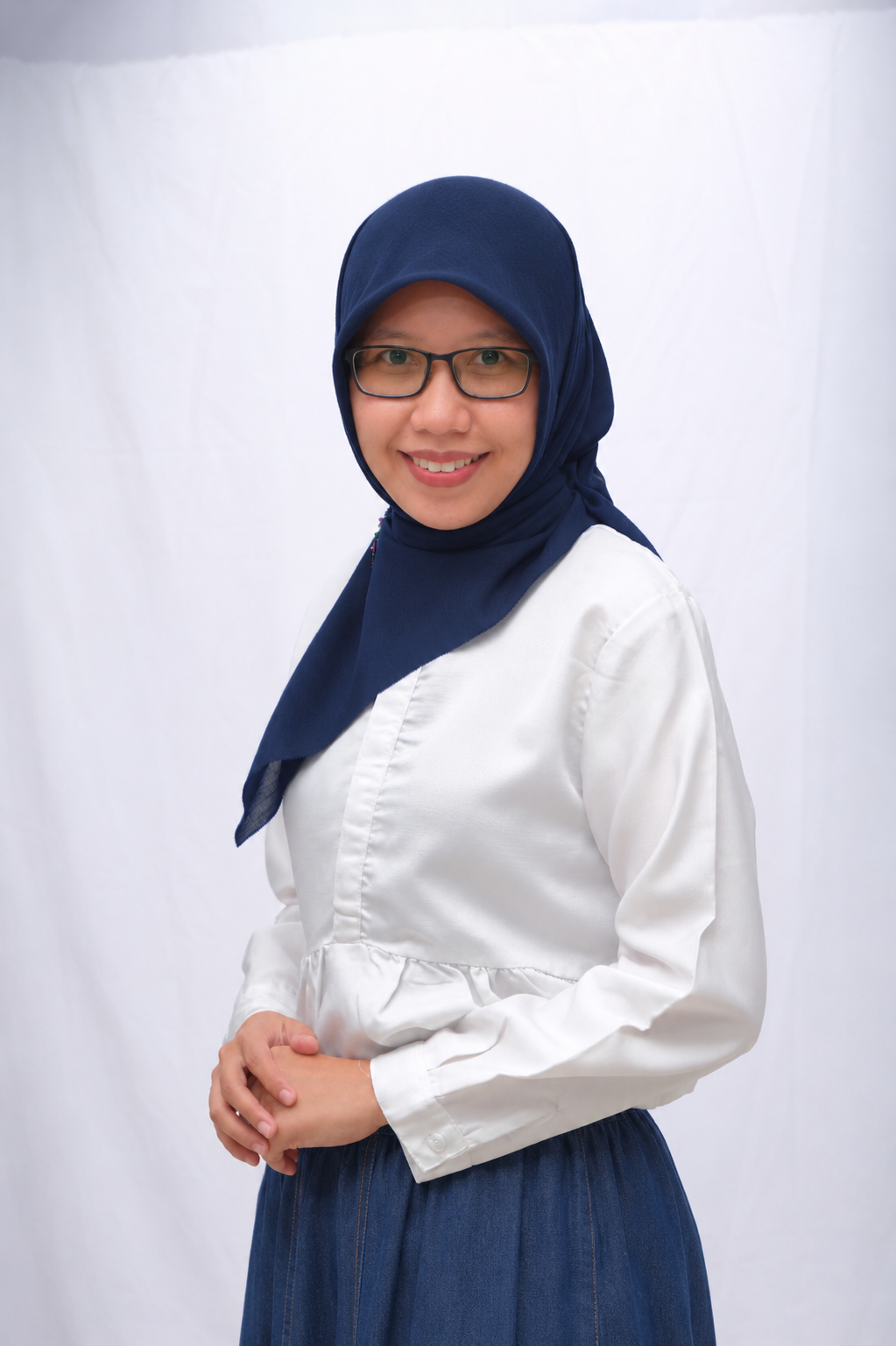 MEIRINA DWI LARASATI, SST, M.Gizi
